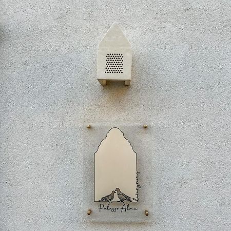 קאסארנו Palazzo Alma Luxury Rooms מראה חיצוני תמונה