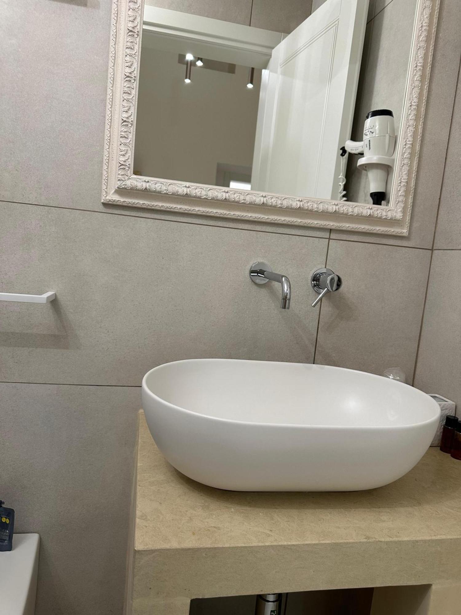 קאסארנו Palazzo Alma Luxury Rooms מראה חיצוני תמונה