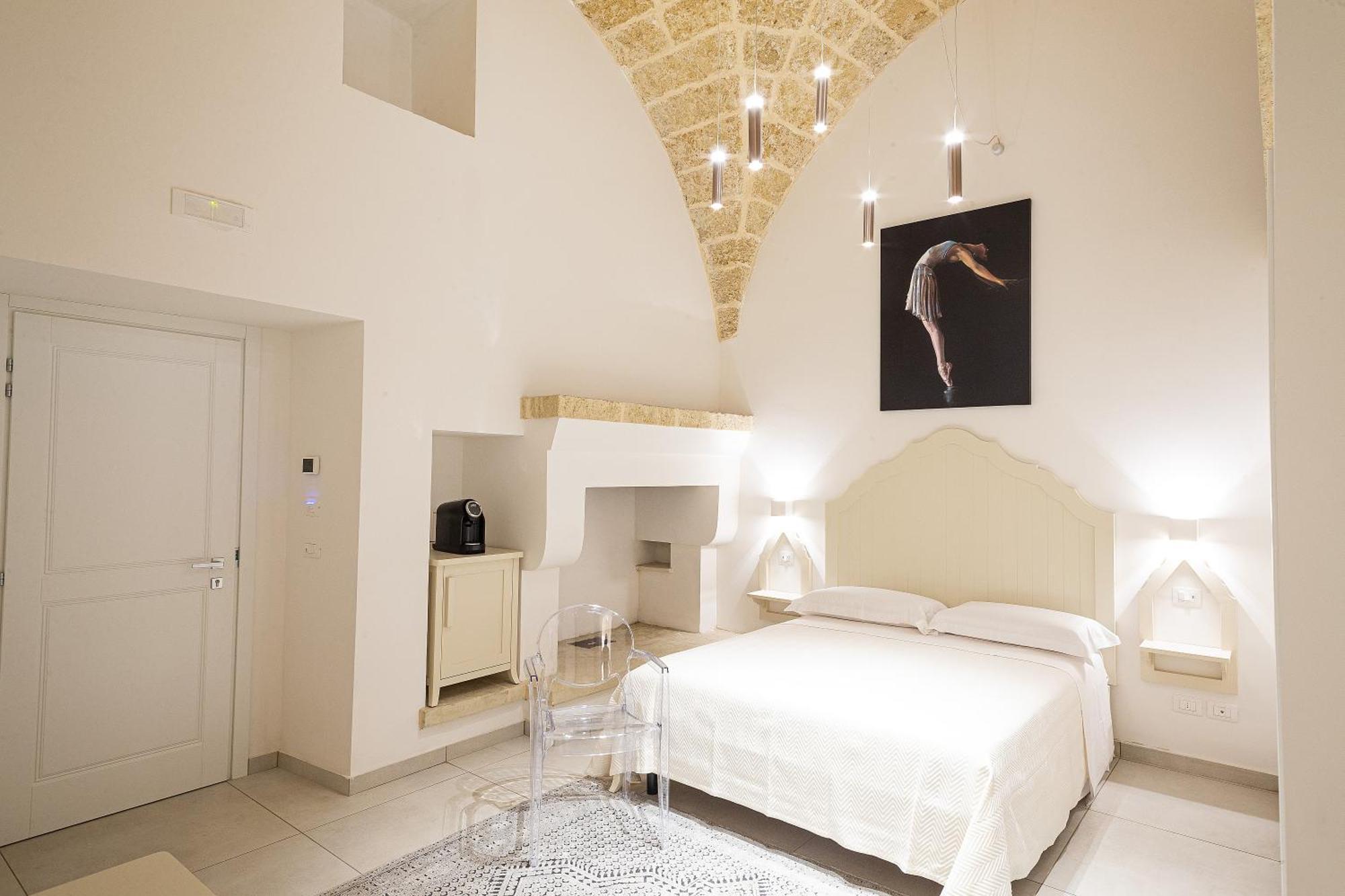 קאסארנו Palazzo Alma Luxury Rooms מראה חיצוני תמונה